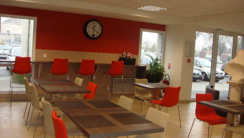 The Originals Access, Hotel Cholet Gare Exteriér fotografie