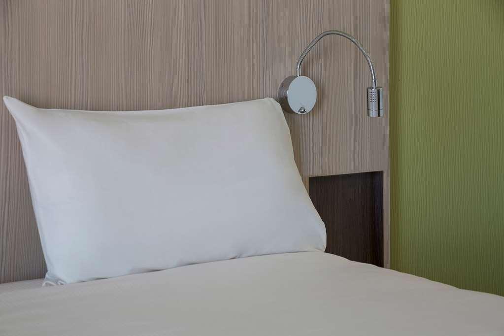 The Originals Access, Hotel Cholet Gare Pokoj fotografie